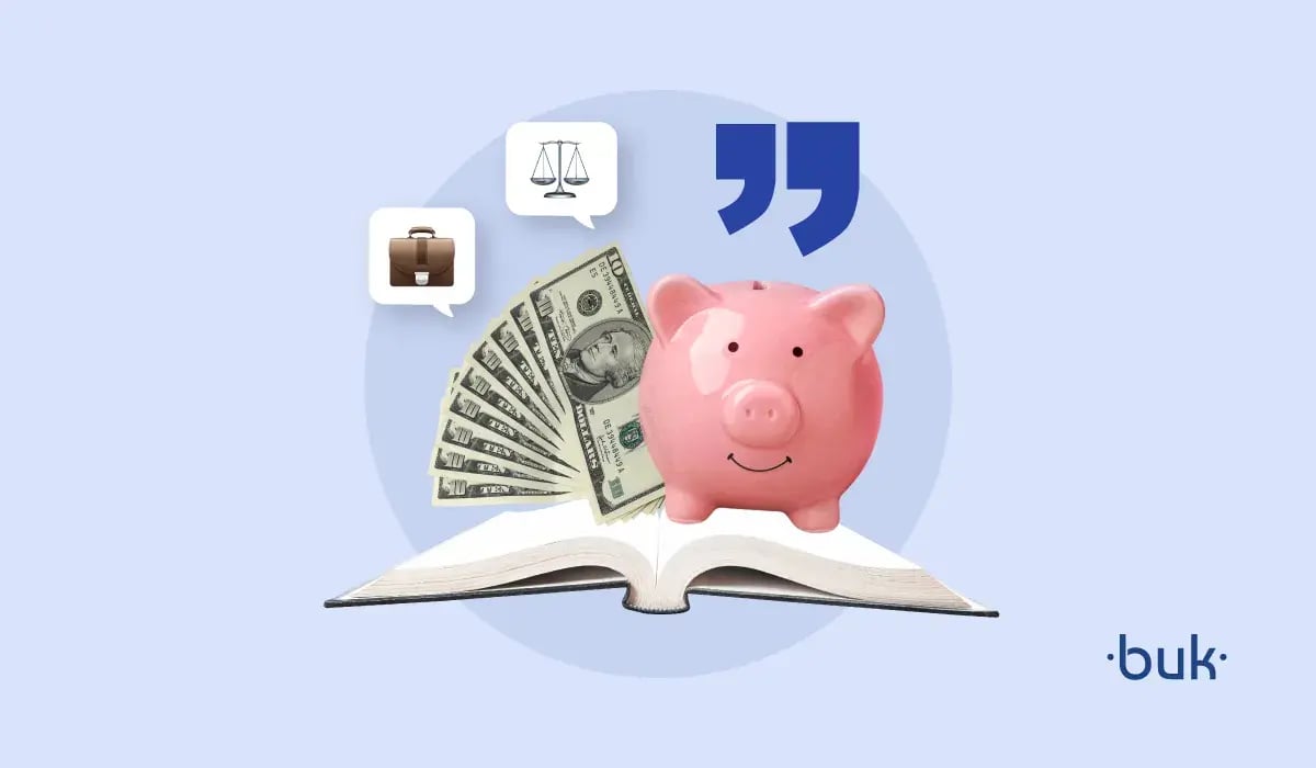 Libro con dinero y chanchito